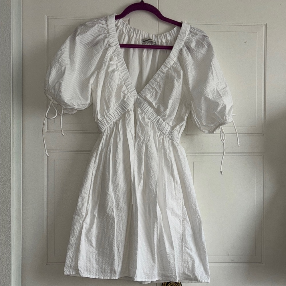 Abercrombie & Fitch White Puff Sleeve Babydoll Mini Dress